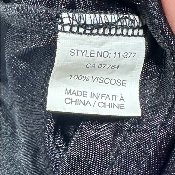 EUC Bedo Femme Black Light Wrinkle Free Drape Collar Shinny Cowl Neck Top Large - Picture 8 of 8